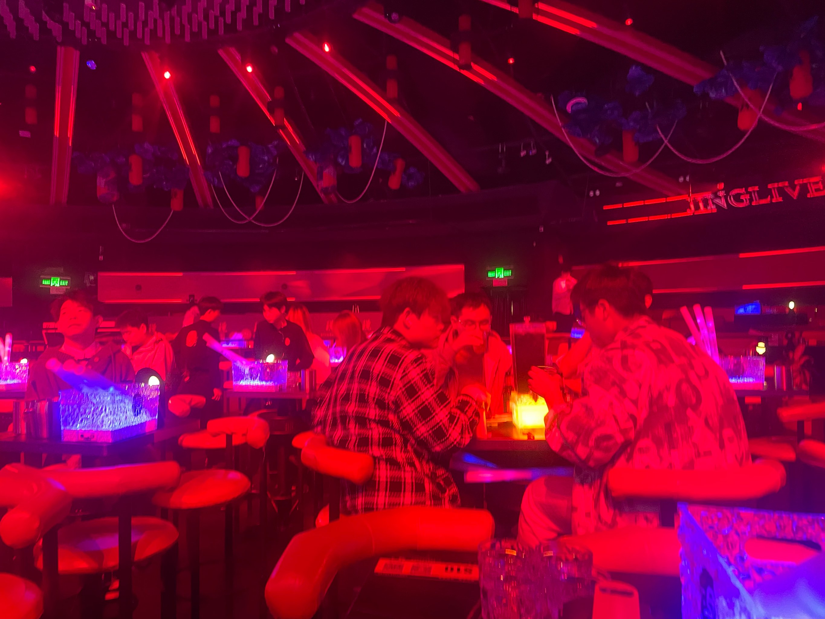 郑州商务ktv高端聚会首选-新郑市ktv预订